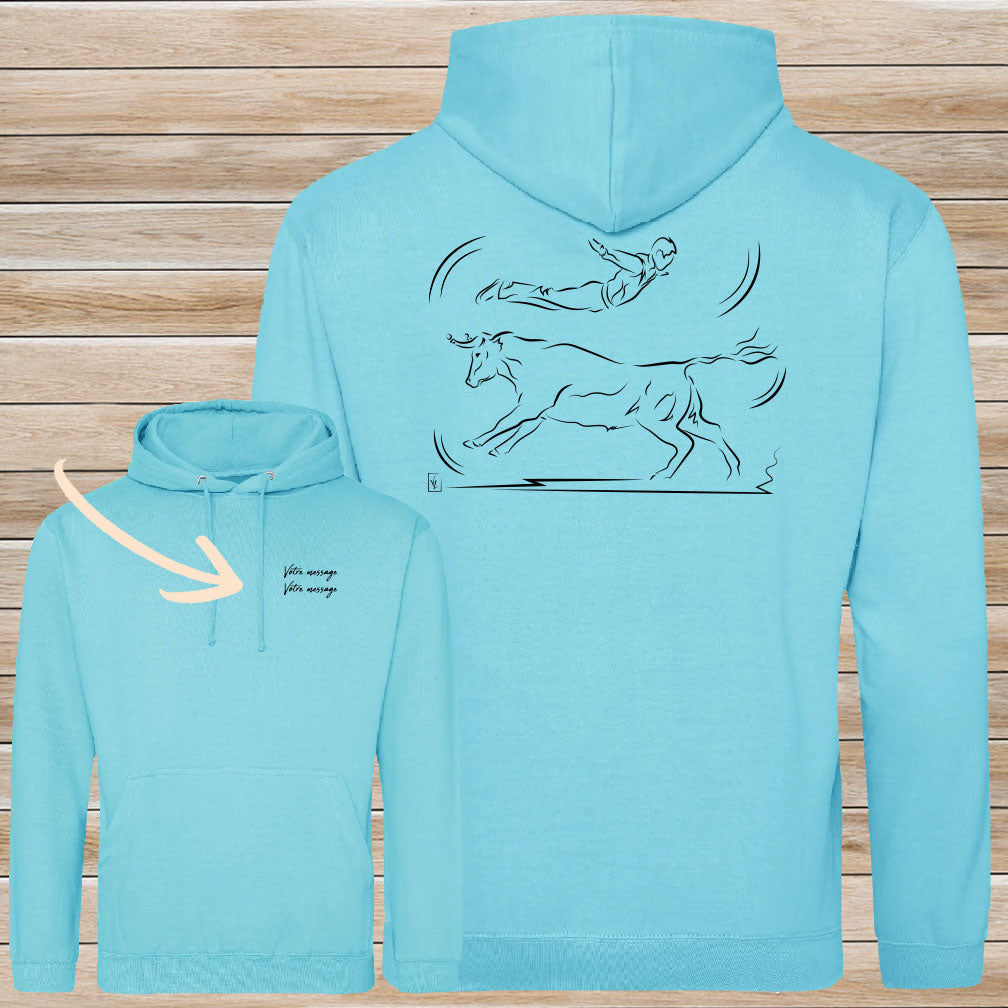 Course Landaise, sauteur et vache sauvage Graphisme sur Sweat-shirt 280g unisexe vert à personnaliser avec du texte. Création Virginie Linard ©.