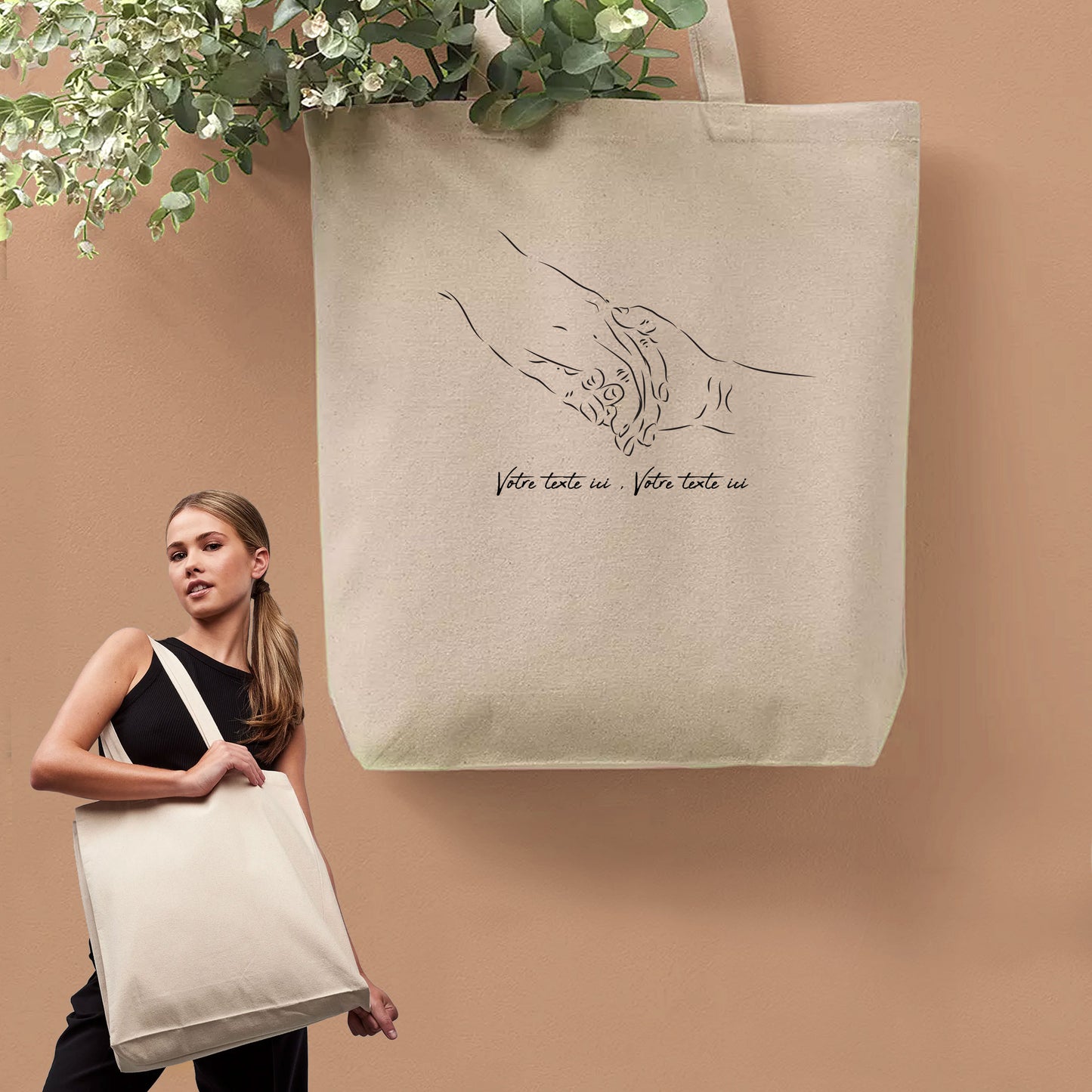 Graphisme main dans la main enfant adulte sur sac cabas en toile tote-bag à personnaliser avec du texte. Création Virginie Linard ©.