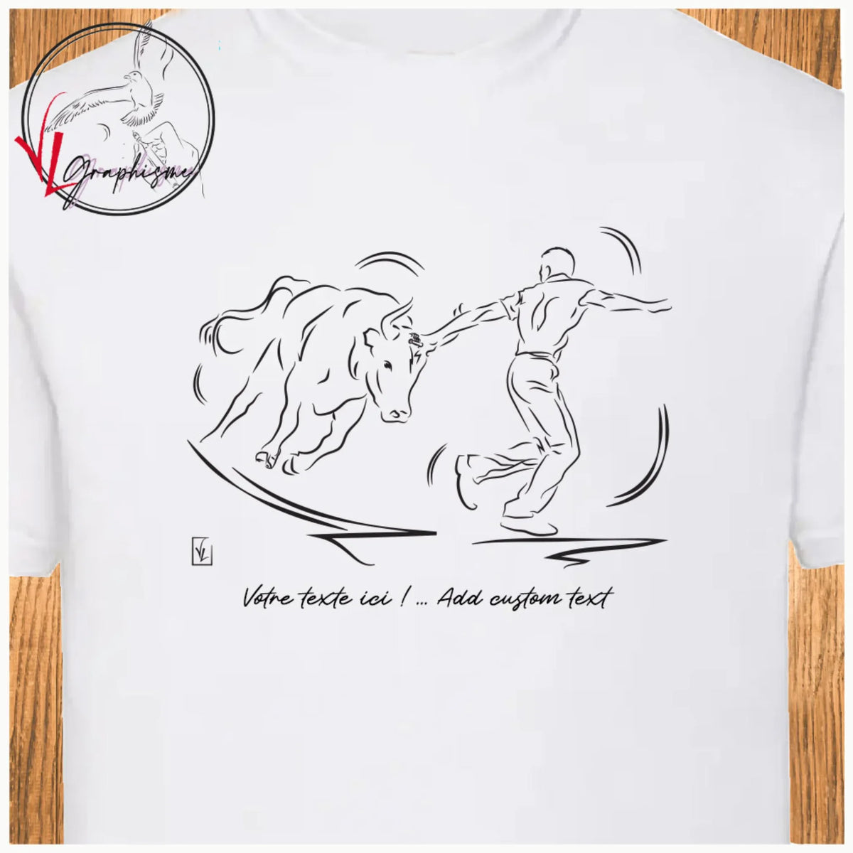 Graphismes de raseteurs de Camargue, sauteurs et écarteurs Landais sur t-shirts, bio, polos, vestes zippées, sweats et sacs cabas – Collection Jeux Taurins- Virginie Linard ©.