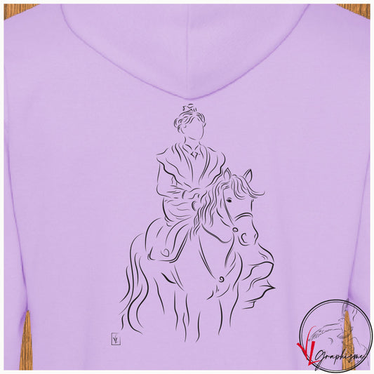 Arlésienne à cheval en amazone Arles Sweat personnalisé couleur lavande Création VLGraphisme Virginie Linard ©