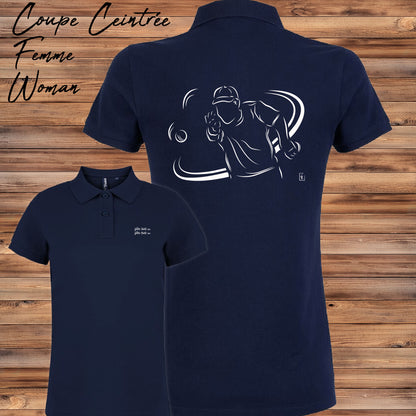 Polo femme pétanque personnalisable avec graphisme bouliste au tir - Idéal cadeau tireuse - Design exclusif Virginie Linard
