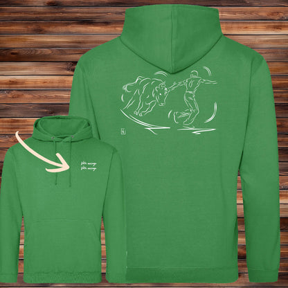 Course Camarguaise, raseteur et taureau vachette Graphisme sur Sweat-shirt 280g unisexe vert à personnaliser avec du texte. Création Virginie Linard ©.