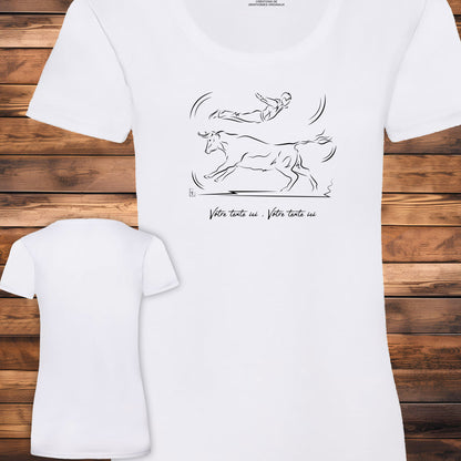 Course Landaise sauteur et vache sauvage, Graphisme sur T-shirt blanc femme en coton. A personnaliser avec un texte. Création Virginie Linard ©.
