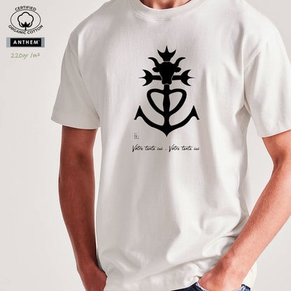 Taureau Camargue Croix de Camargue, graphisme sur t-shirt bio épais 220g blanc unisexe, à personnaliser avec un texte. Création Virginie Linard ©.