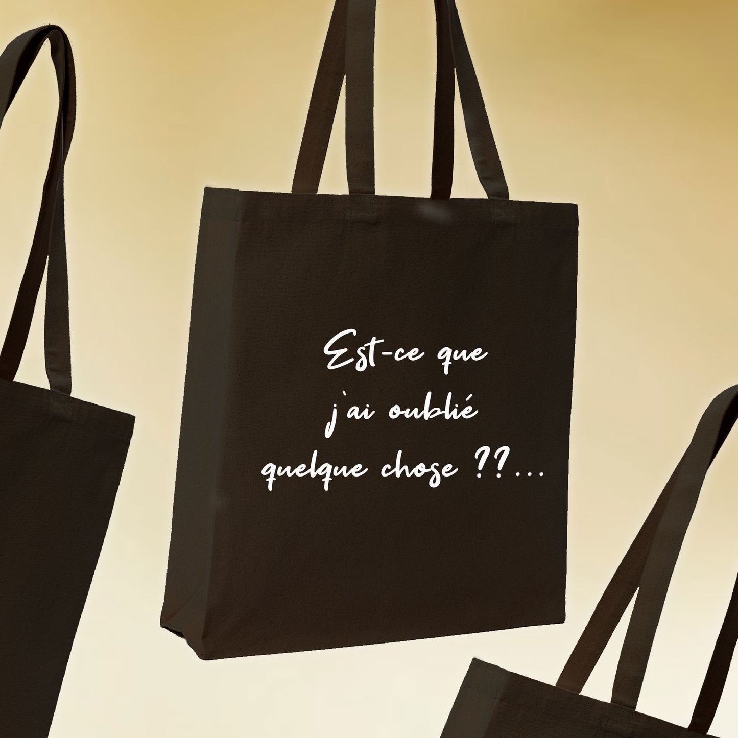 Sac cabas 21L noir avec texte " Est-ce que j'ai oublié quelque chose ?? ... ". Création Virginie Linard.