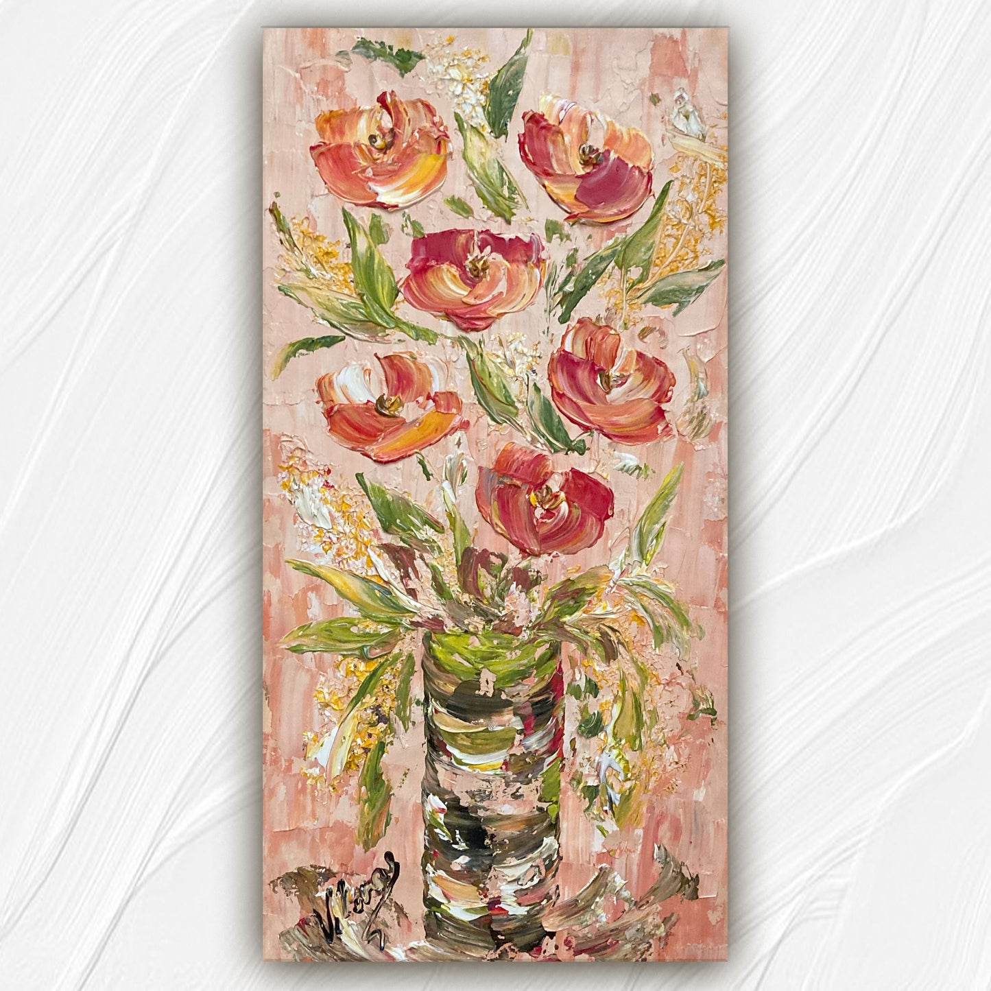 Tableau floral , bouquet de 6 fleurs rose orange dégradé avec feuillage dans un vase sur fond rose. Peinture sur toile format 30x60cm. Création Virginie Linard ©.
