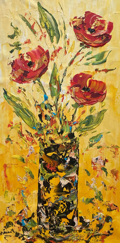 Tableau floral , bouquet de 3 fleurs rouges dégradées avec feuillage dans un vase sur fond jaune. Peinture sur toile format 30x60cm. Création Virginie Linard ©.