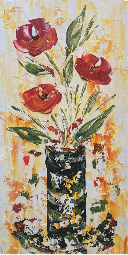 Tableau Trois fleurs rouge avec feuillage dans un vase fond jaune et blanc. Peinture sur toile format 30x60cm. Original et unique. Création Virginie Linard ©.