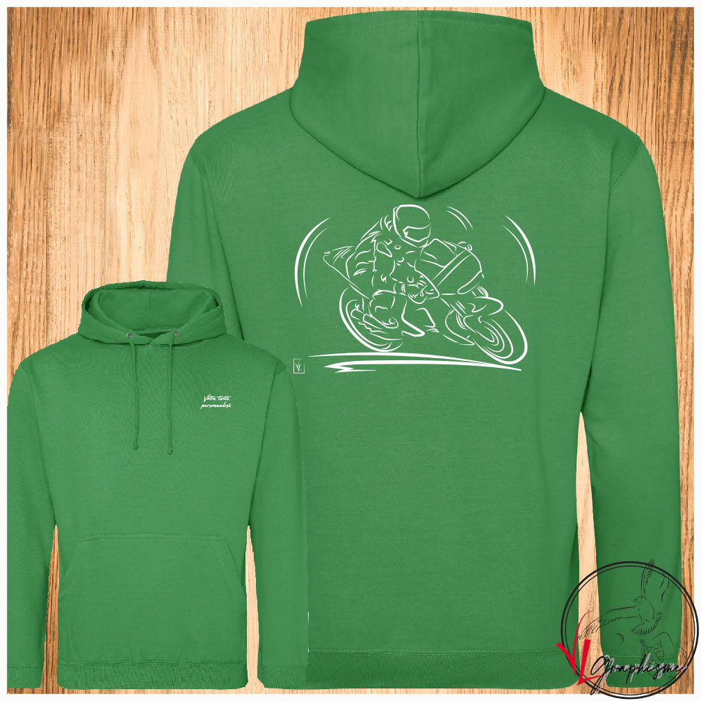 Moto de course en dessin sur sweat vert de Virginie Linard ©