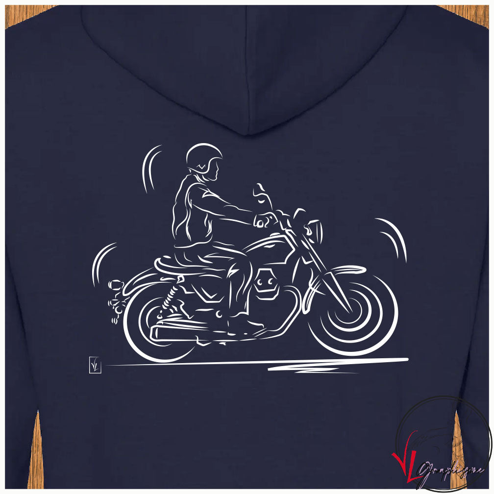 balade en moto graphisme sur sweat de Virginie Linard ©