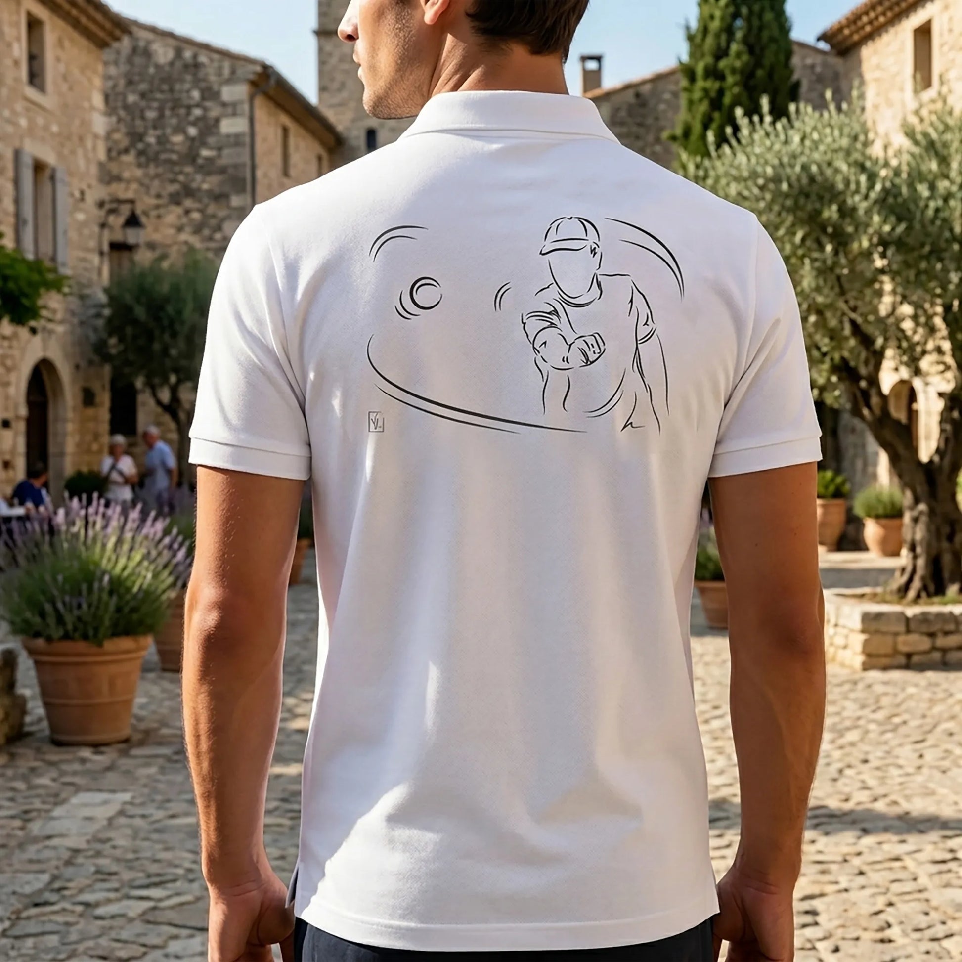 Polo pétanque homme blanc personnalisé (texte/prénom/club). Idée cadeau pétanqueur, dessin "Carreau" au dos.