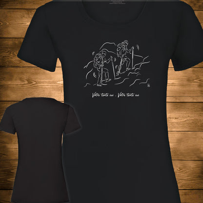 Graphisme randonnée trekking T-shirt noir femme. A personnaliser avec un texte. Création Virginie Linard ©.