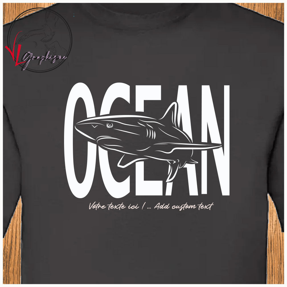 T-shirt noir avec graphisme d'un grand requin texte océan