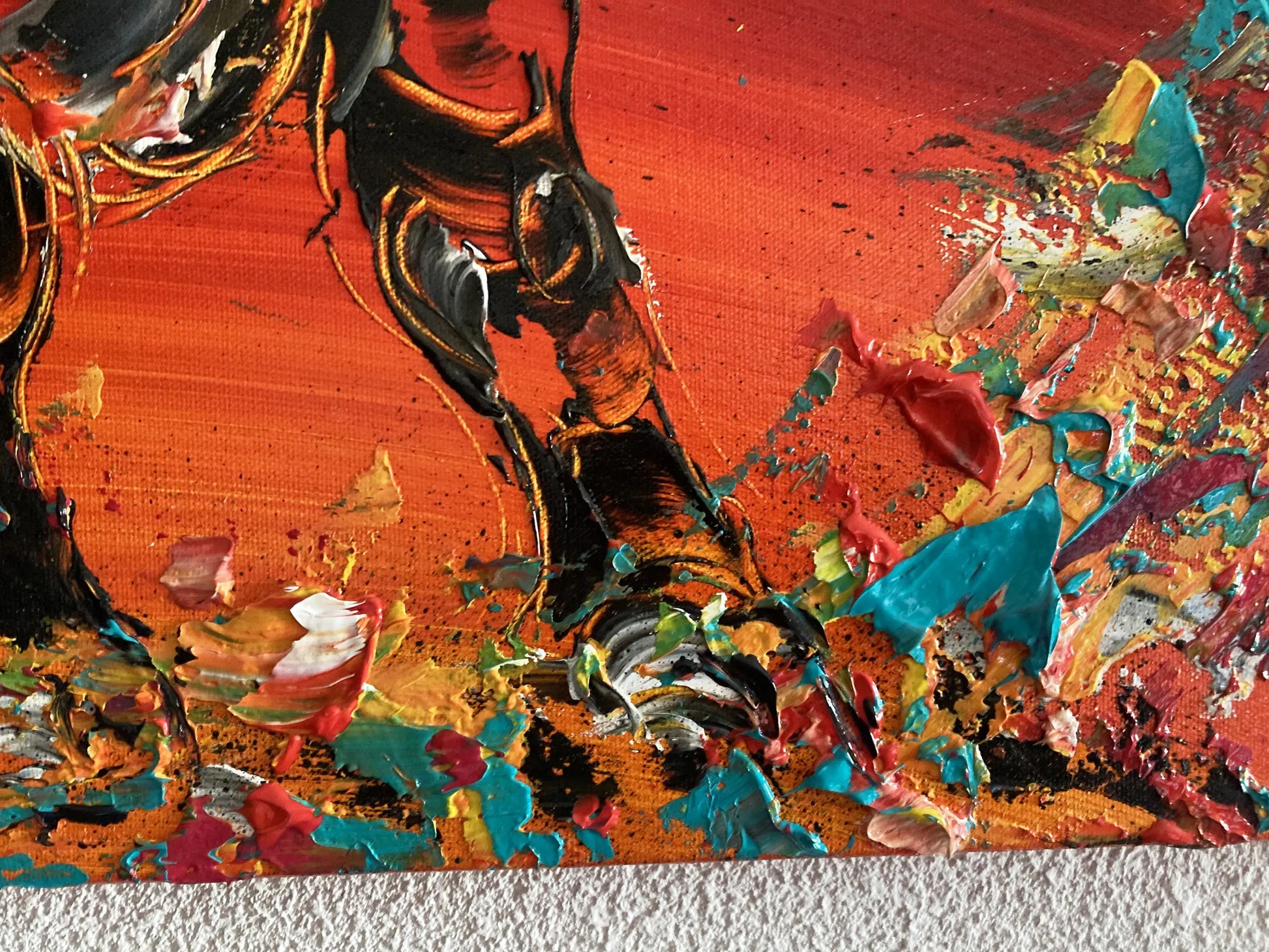 Peinture panoramique taureau espagnol sur fond rouge vif, silhouette animale puissante, art moderne grand format 50x100 cm. épaisseur peinture.