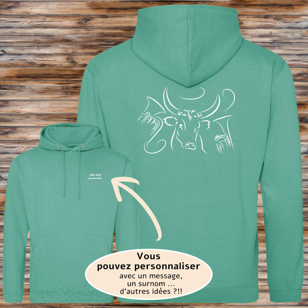 Taureau , course camarguaise, féria, bodega, fête votive, corrida, tauromachie raseteur , Camargue, graphisme sur Sweat-shirt vert unisexe à personnaliser avec du texte. Création Virginie Linard ©.