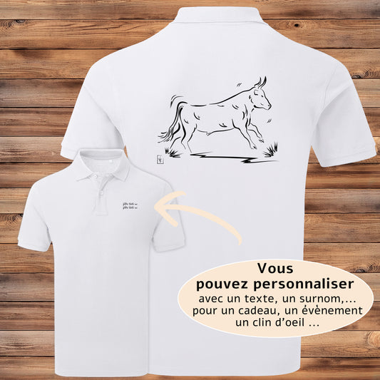 Taureau de Camargue Vachette , graphisme sur Polo blanc homme à personnaliser avec du texte. Création Virginie Linard ©.