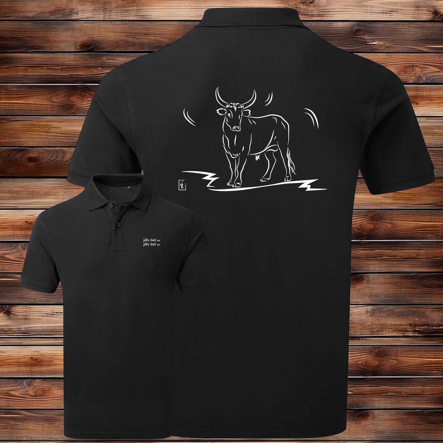 Taureau Vachette Camargue, Graphisme sur Polo noir homme à personnaliser avec un texte. Création Virginie Linard ©.