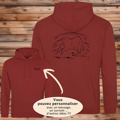Taureau Espagnol Corrida Tauromachie dans l'Arène, Graphisme sur sweat-shirt brique à personnaliser avec un texte. Création Virginie Linard ©.