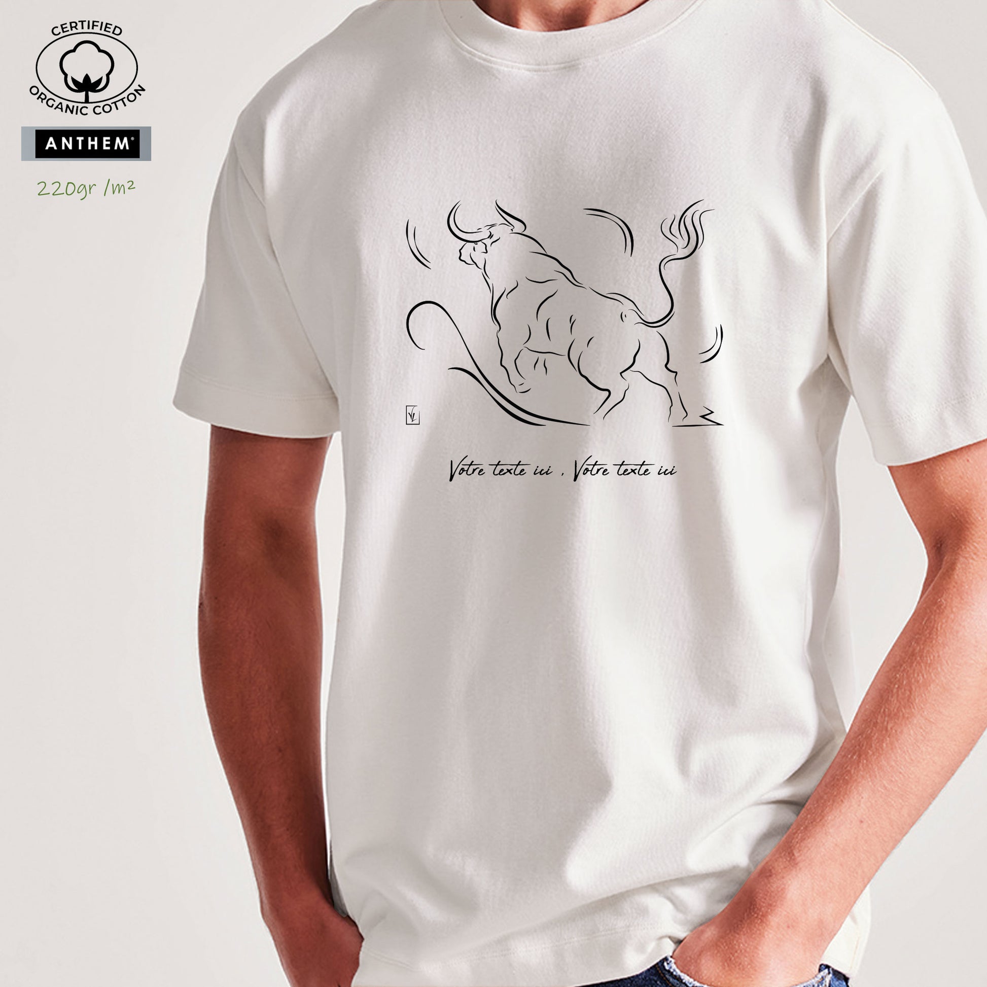 Taureau Corrida Tauromachie, graphisme sur t-shirt bio épais 220g blanc unisexe, à personnaliser avec un texte. Création Virginie Linard ©.