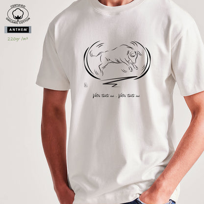 Taureau en mouvement Corrida Tauromachie espagnol sur T-shirt blanc biologique épais 220g. Création Virginie Linard ©.