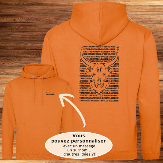 Taureau , course camarguaise , raseteur , Camargue, graphisme sur Sweat-shirt orange unisexe à personnaliser avec du texte. Création Virginie Linard ©.