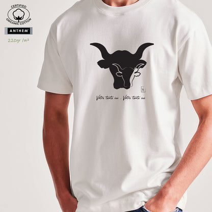 Taureau Camargue Corrida Tauromachie, graphisme sur t-shirt bio épais 220g blanc unisexe, à personnaliser avec un texte. Création Virginie Linard ©.