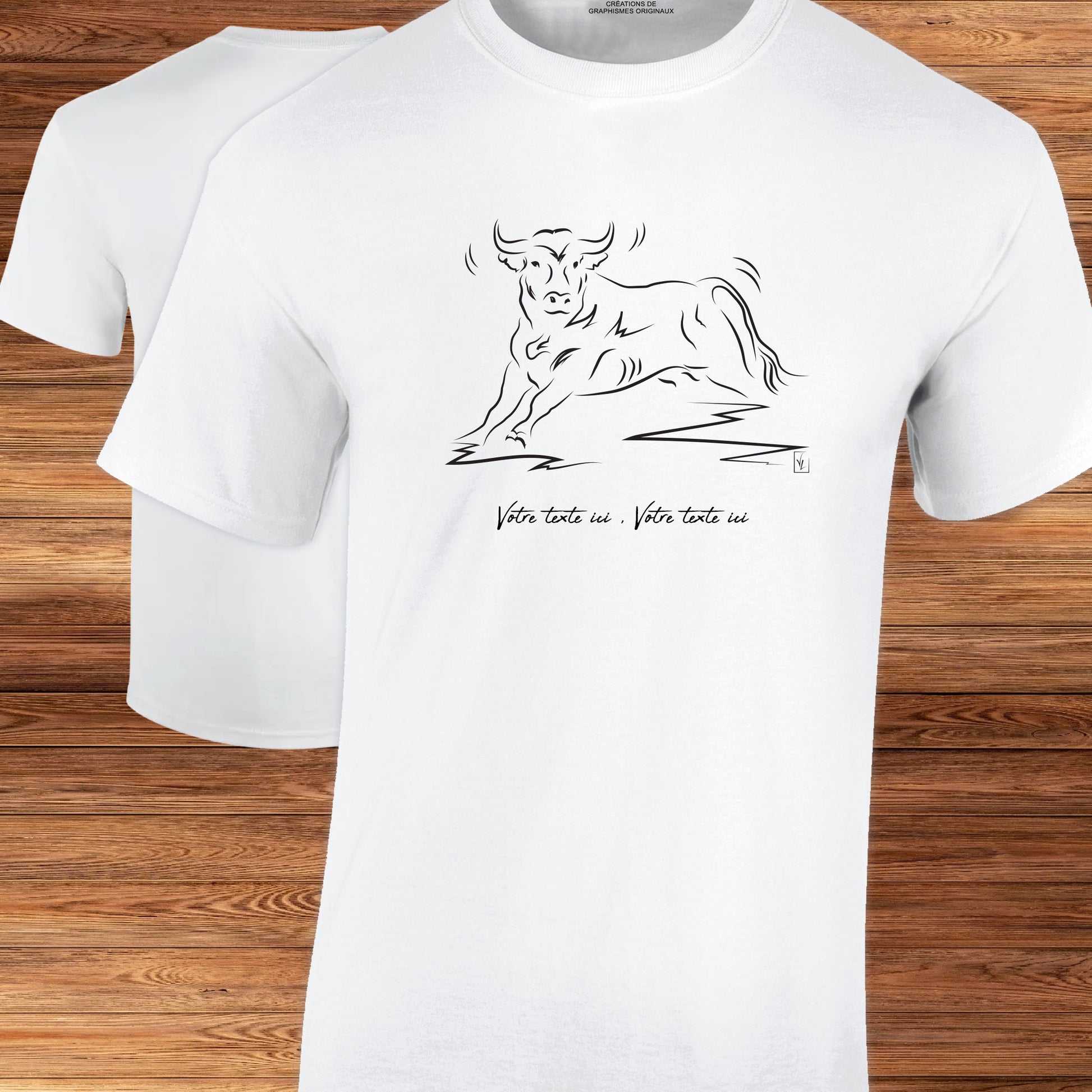 Taureau Corrida Tauromachie Camargue, graphisme sur t-shirt blanc homme à personnaliser avec du texte. Création Virginie Linard ©.