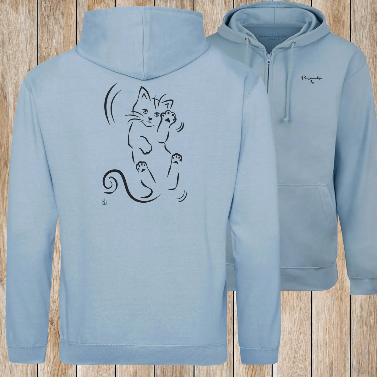 Graphisme Chat (Roulade sur le dos) sur une Veste zip Unisexe 280g - Sky Blue - Idéal Cadeau à personnaliser - Virginie Linard ©