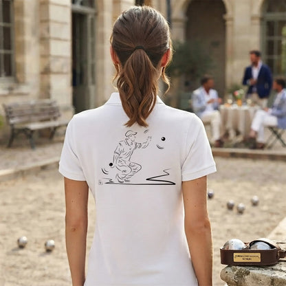 Polo Pétanque femme blanc à personnaliser avec un texte, un prénom, surnom. Idée cadeau joueuse de pétanque, dessin "Point" au dos.