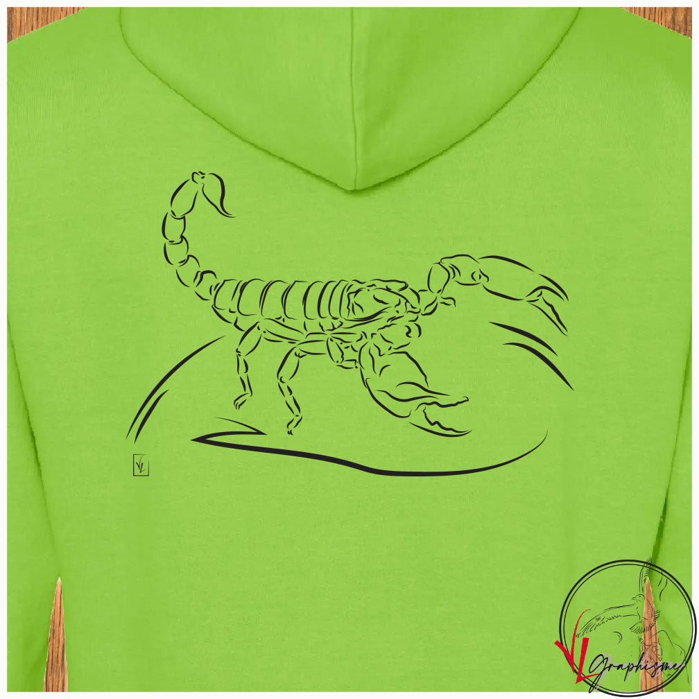 Graphisme Scorpion au dos d'un sweat couleur vert extra, personnalisable avec un texte